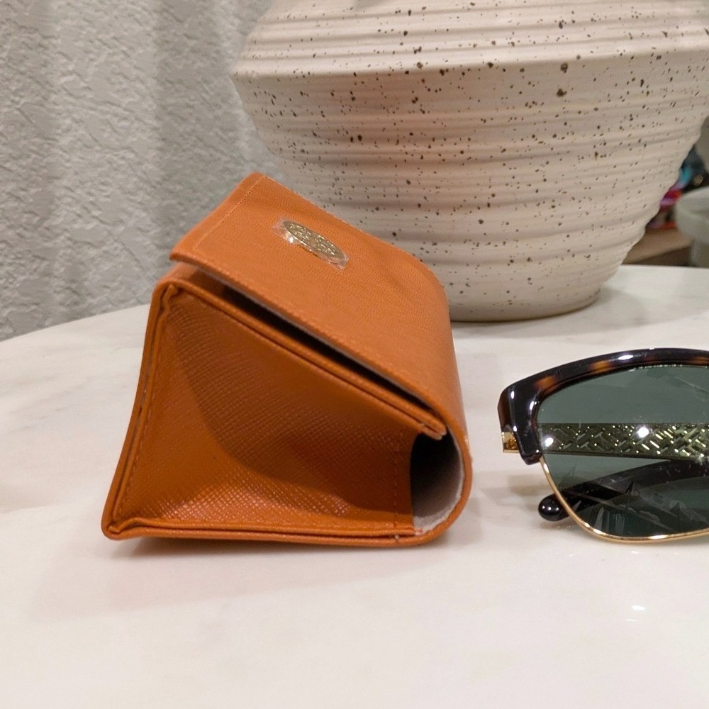 Tory Burch Sunglasses with Case Authentic Tortoise Gold Square Frames TY6032 - Picture 13 of 13